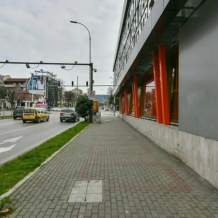 2br Flat In Center And Sea Walk Apartament
