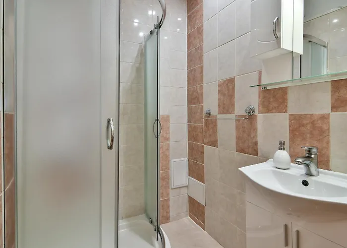 2br Flat In Center And Sea Walk 아파트